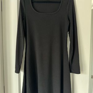 Old Navy black long sleeve ribbed dress - NWT